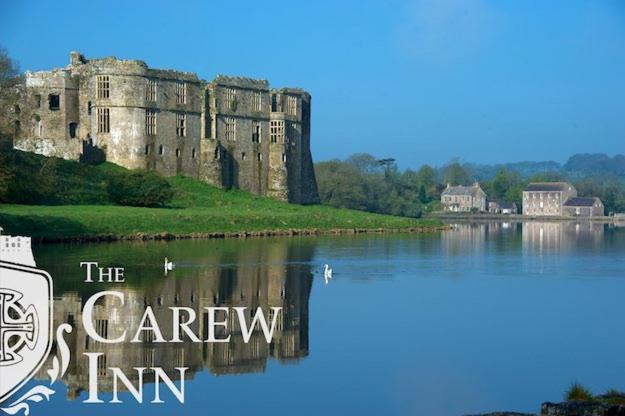 Carew Inn エクステリア 写真