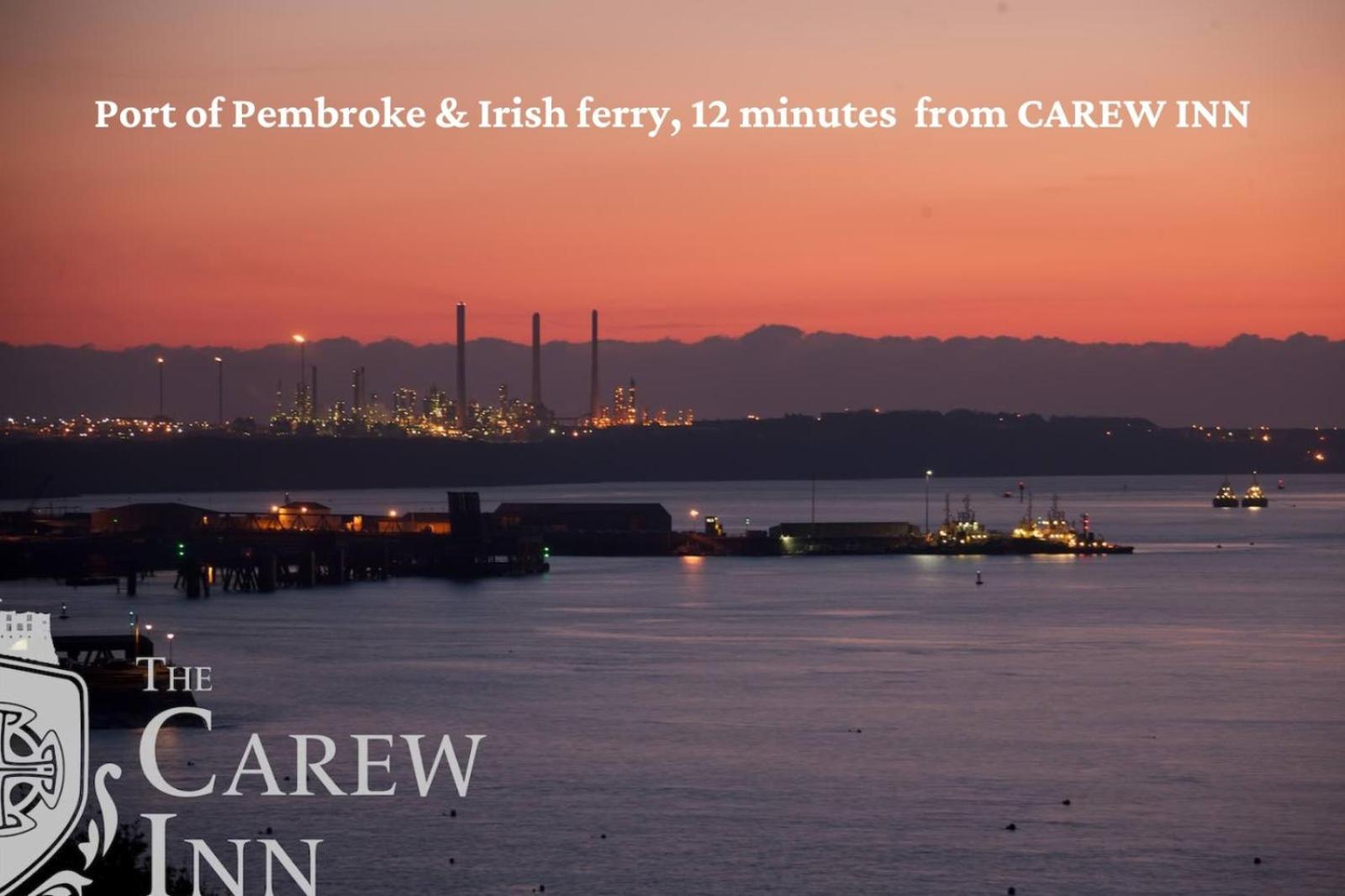 Carew Inn エクステリア 写真